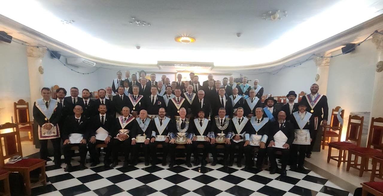 SESSÃO MAGNA DE INICIAÇÃO NA ARLS LUZ PIONEIRA DE PALMAS N° 2590