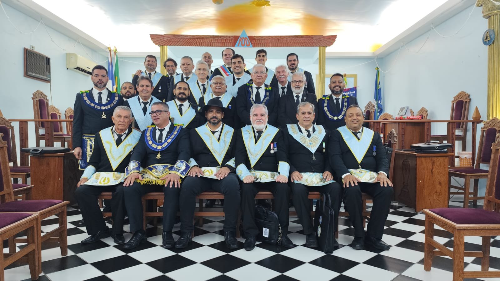 Grão-Mestre Davi Siqueira visita a ARLS Filhos da Luz acompanhado de comitiva da Luz Pioneira