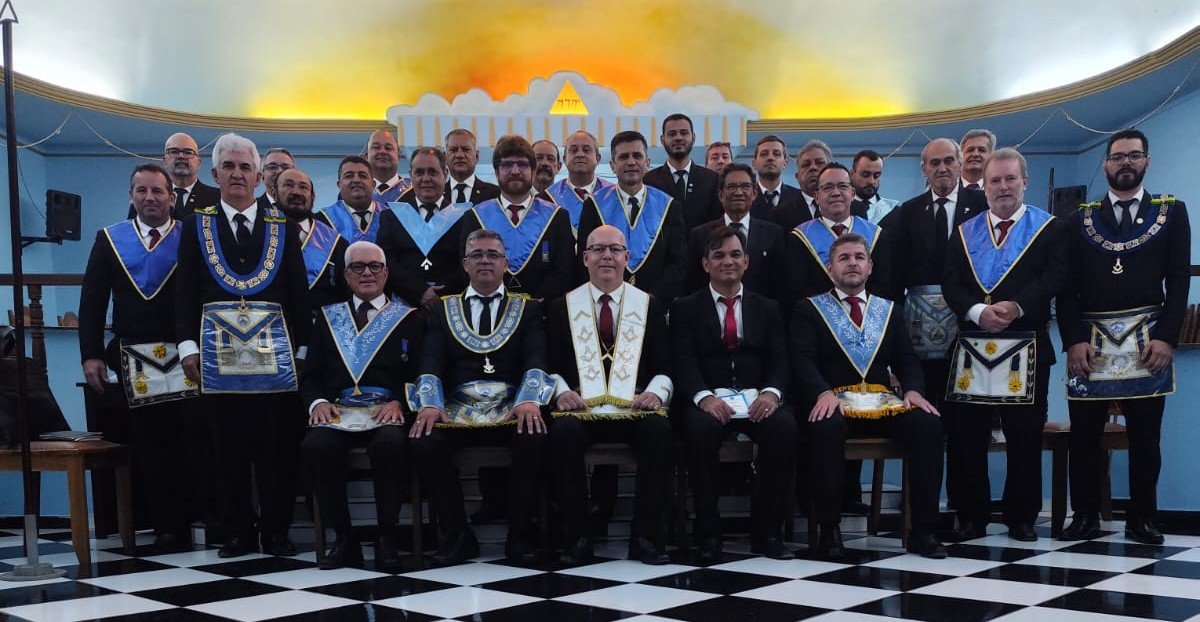 No último sábado, dia 22 de fevereiro, a Loja Maçônica Vigilantes da Ordem realizou uma Sessão de Exaltação, conduzida com maestria pelo Venerável Mestre Reinaldo Pagani.